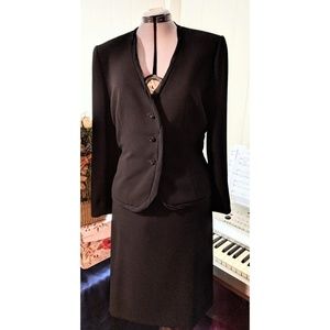 Nwot! Tahari Skirt Suit with Chiffon Detail